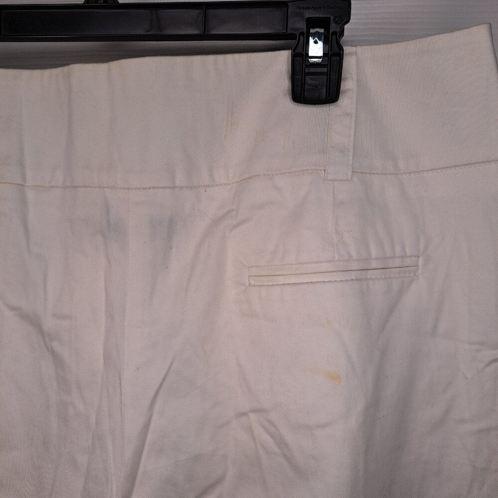 NEW B. Design White Dressy Capris Size 14 - Picture 8 of 8